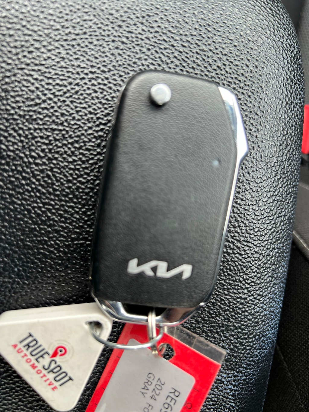 Thumbnail: 2024 Kia Forte - 38