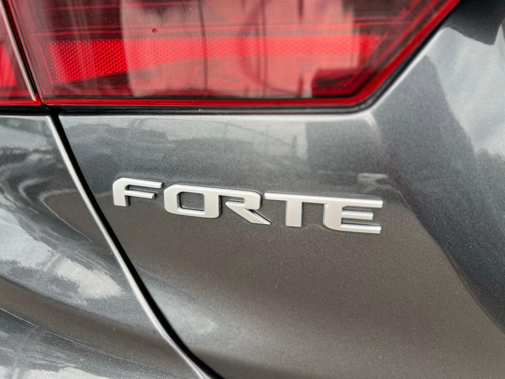 Thumbnail: 2024 Kia Forte - 22