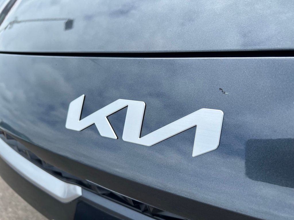 Thumbnail: 2024 Kia Forte - 4