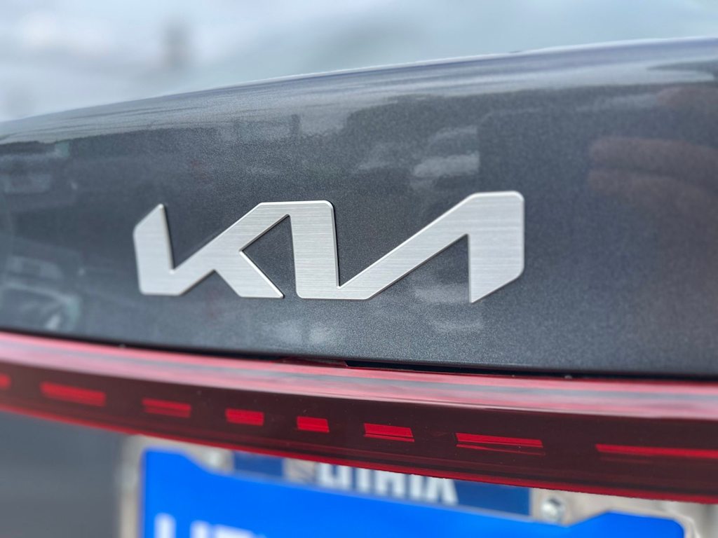 Thumbnail: 2024 Kia Forte - 21