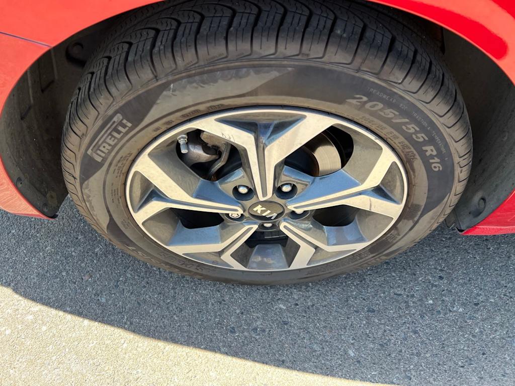 Thumbnail: 2021 Kia Forte - 22
