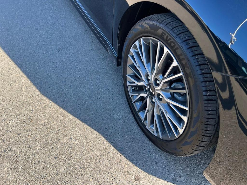 Thumbnail: 2022 Kia Forte - 34