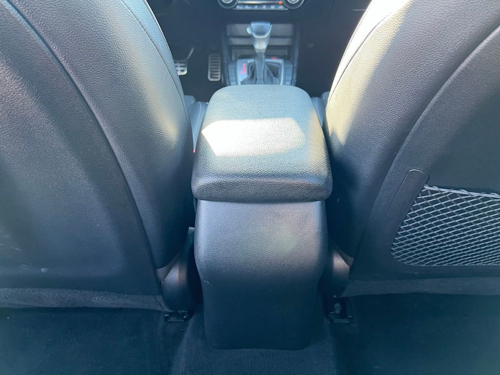 Thumbnail: 2022 Kia Forte - 38