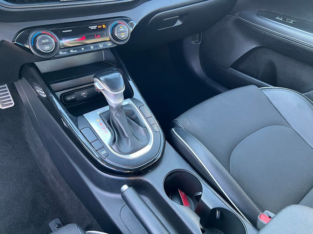 Thumbnail: 2022 Kia Forte - 45