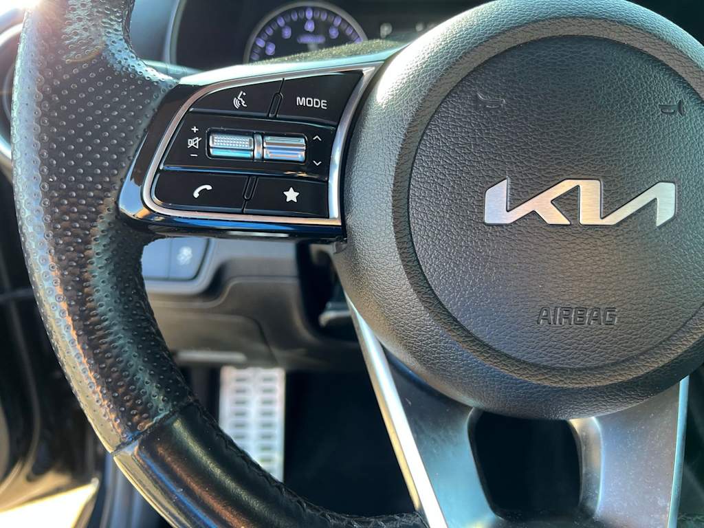 Thumbnail: 2022 Kia Forte - 40