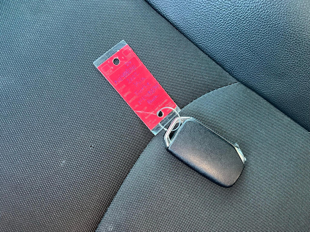 Thumbnail: 2022 Kia Forte - 19