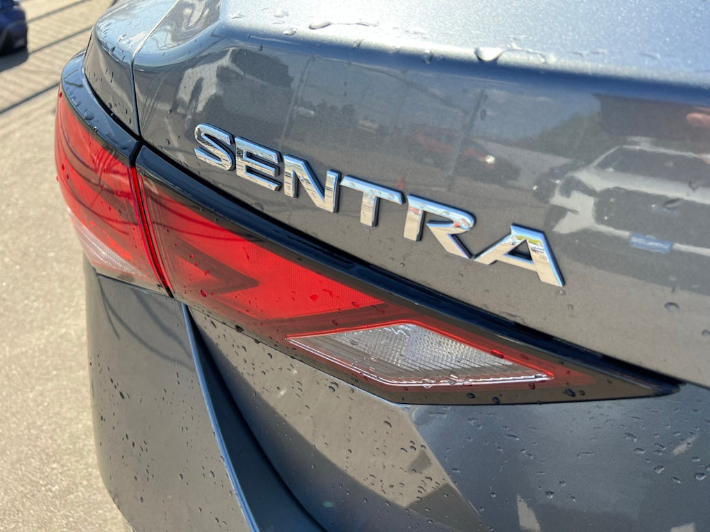 Thumbnail: 2023 Nissan Sentra - 7