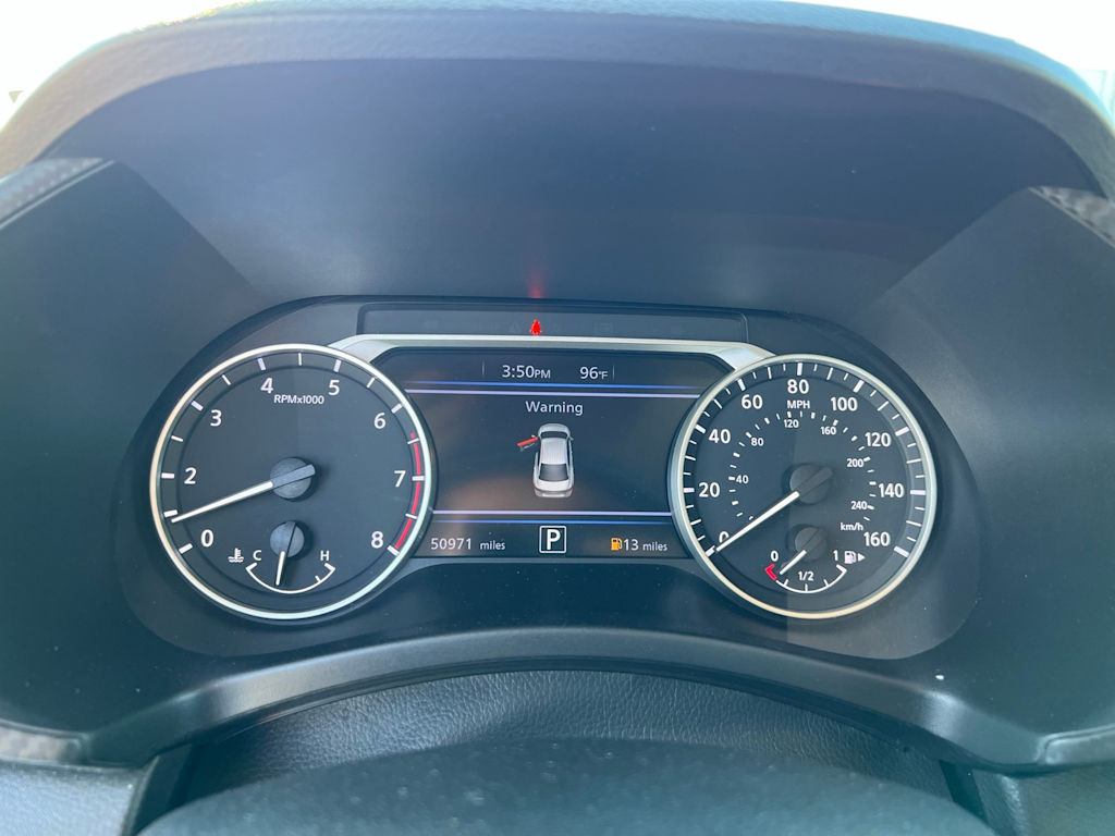 Thumbnail: 2023 Nissan Sentra - 17