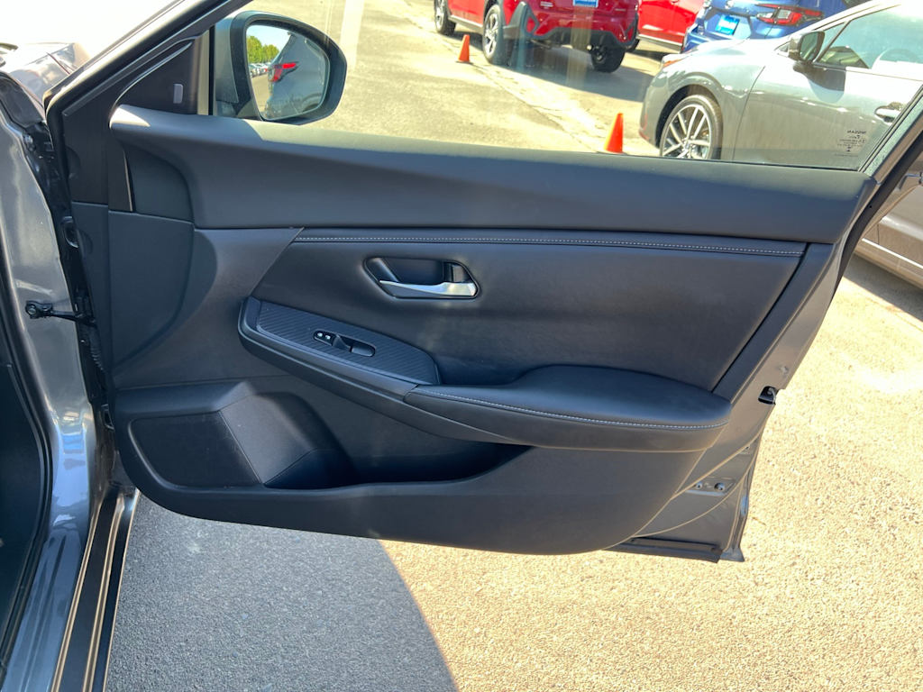 Thumbnail: 2023 Nissan Sentra - 35