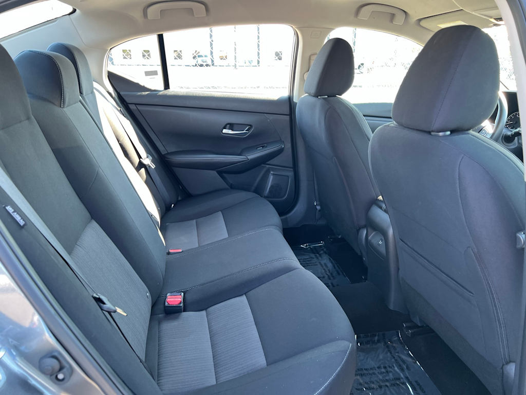 Thumbnail: 2023 Nissan Sentra - 32