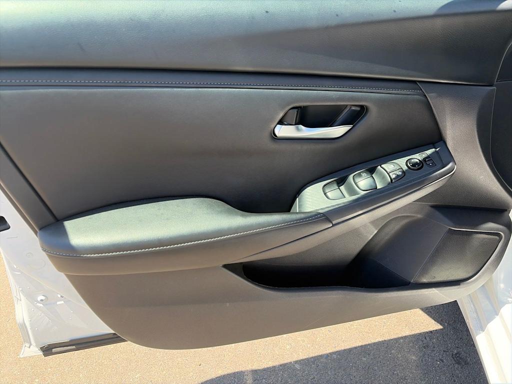Thumbnail: 2024 Nissan Sentra - 31