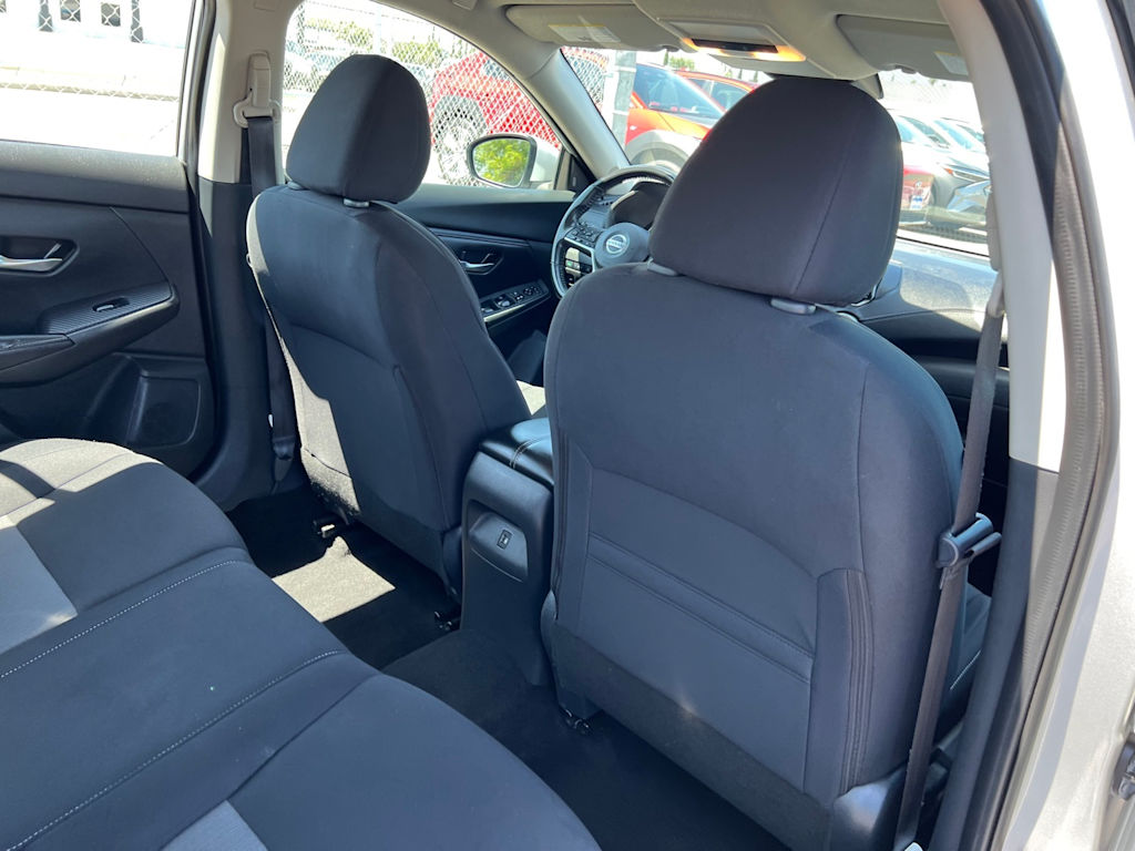 Thumbnail: 2021 Nissan Sentra - 31