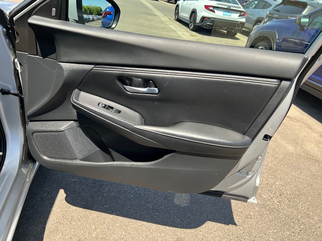 Thumbnail: 2021 Nissan Sentra - 35