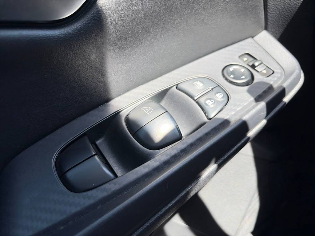 Thumbnail: 2024 Nissan Sentra - 36
