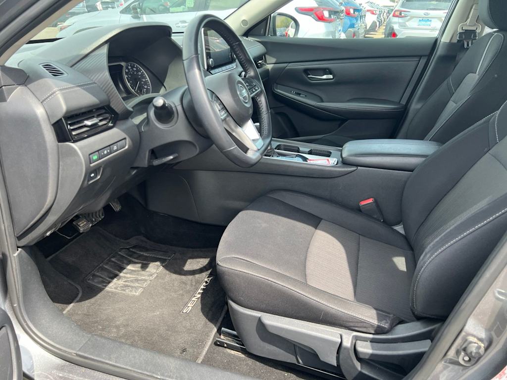 Thumbnail: 2021 Nissan Sentra - 7