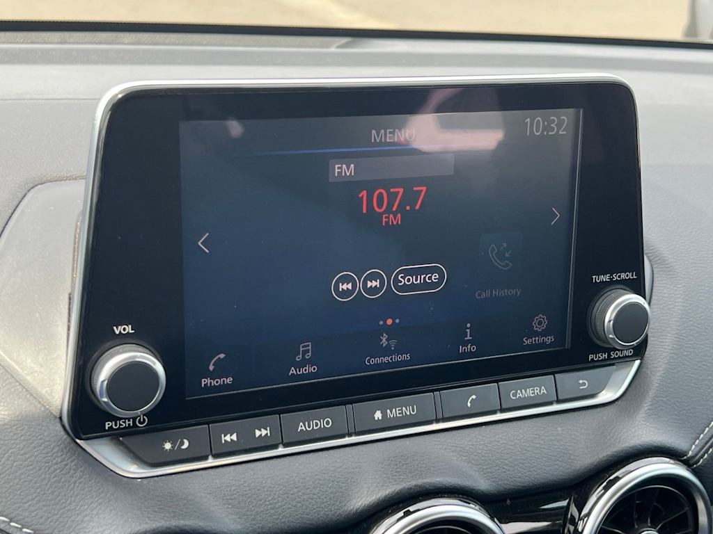 Thumbnail: 2021 Nissan Sentra - 10