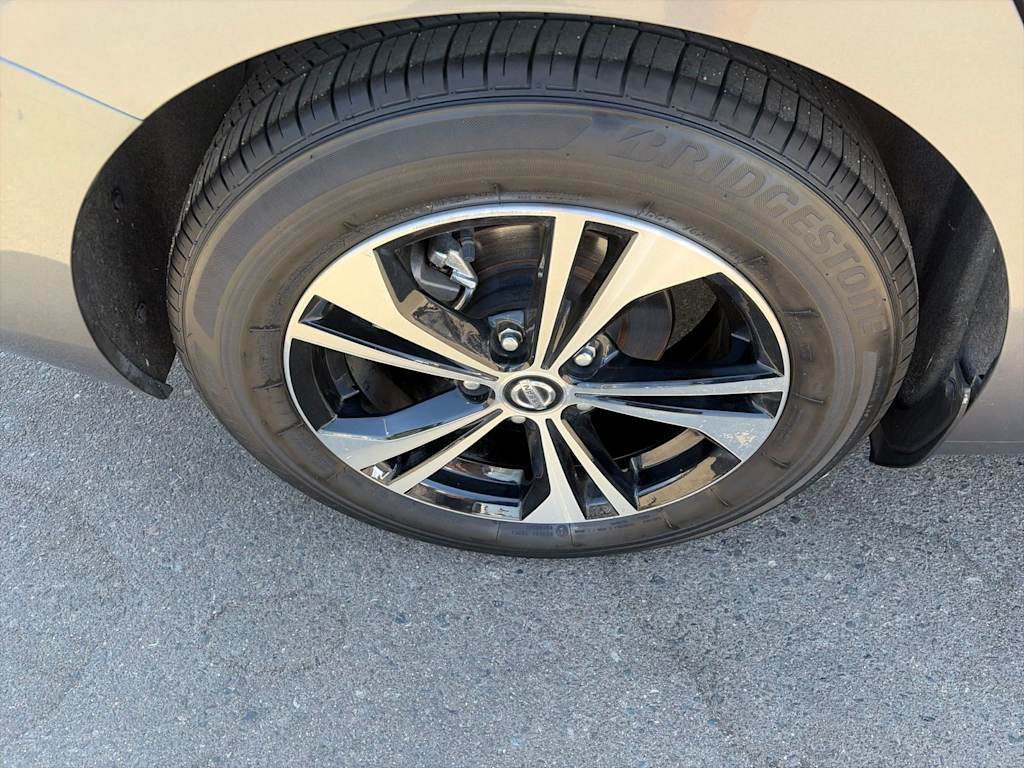 Thumbnail: 2021 Nissan Sentra - 25
