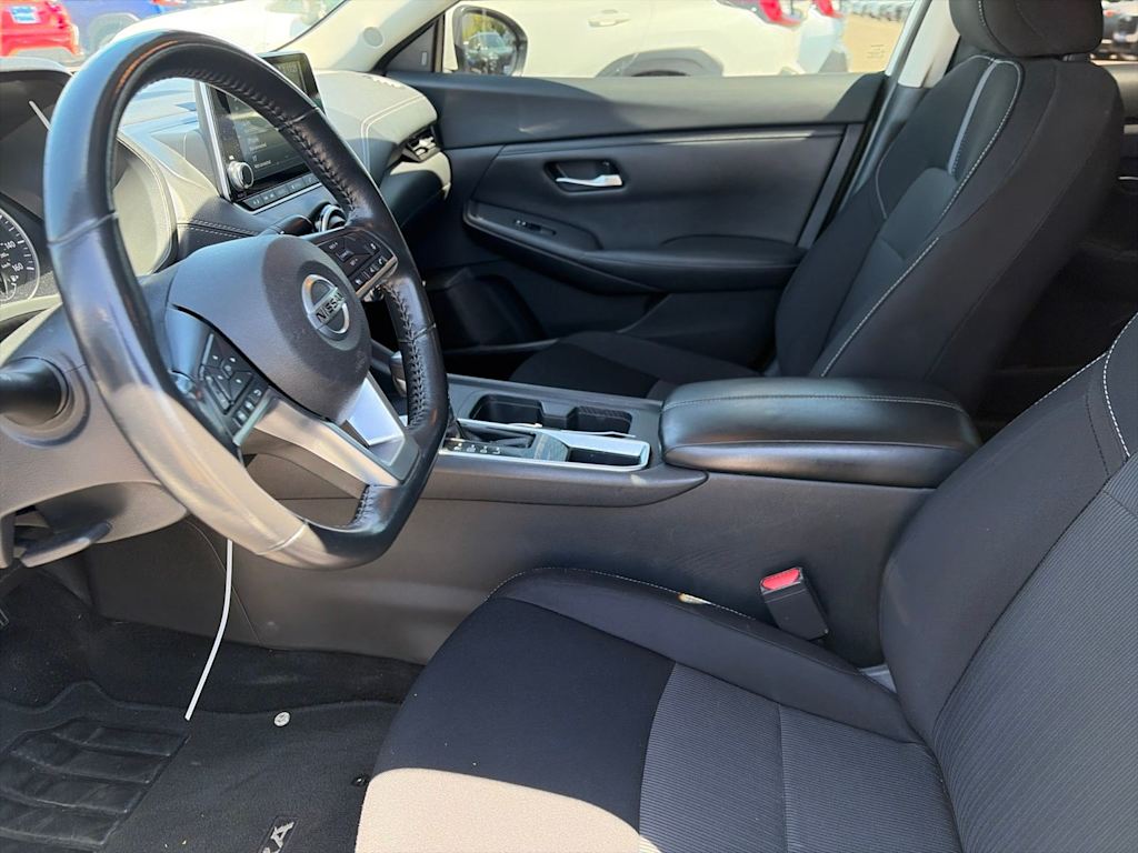 Thumbnail: 2021 Nissan Sentra - 8