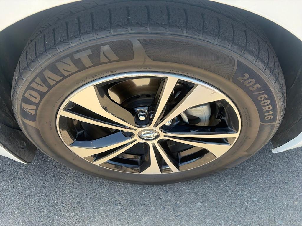 Thumbnail: 2021 Nissan Sentra - 5