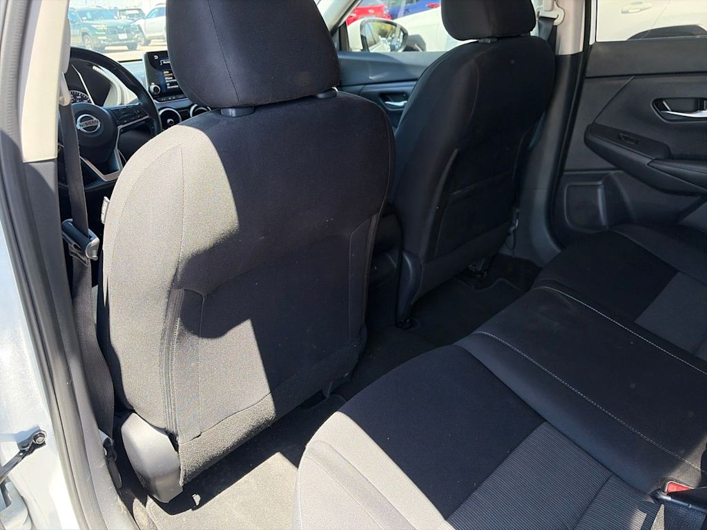 Thumbnail: 2021 Nissan Sentra - 9