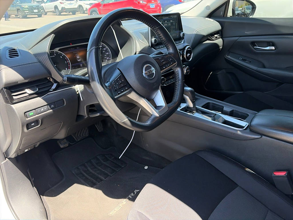 Thumbnail: 2021 Nissan Sentra - 6