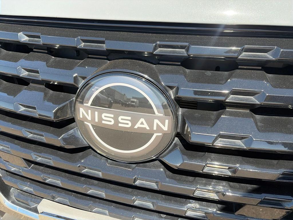 Thumbnail: 2023 Nissan Kicks - 5