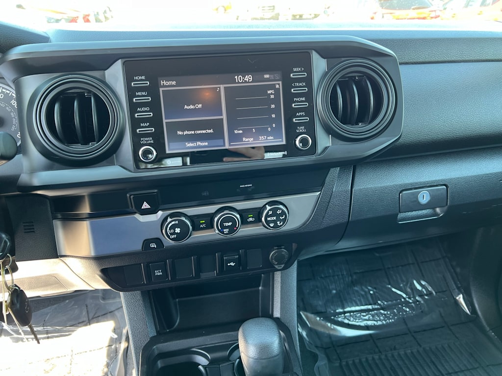 Thumbnail: 2022 Toyota Tacoma - 15