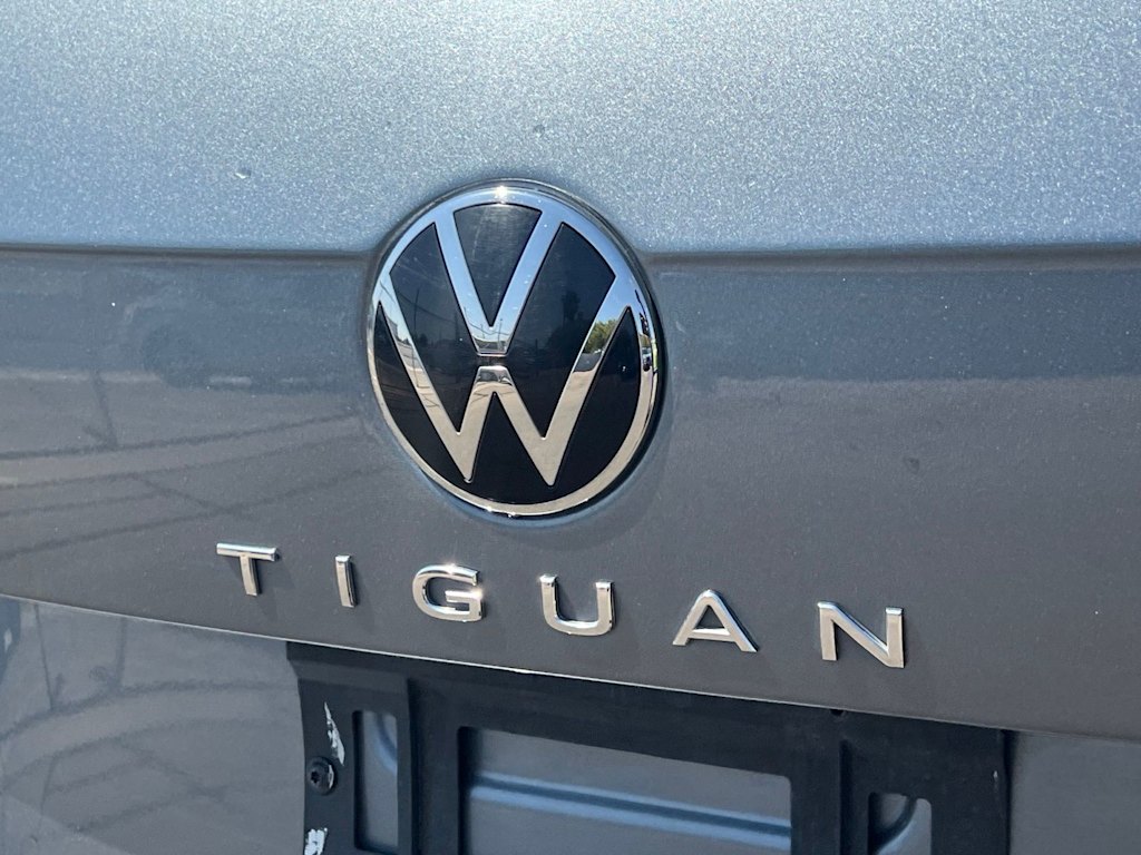 Thumbnail: 2024 Volkswagen Tiguan - 24
