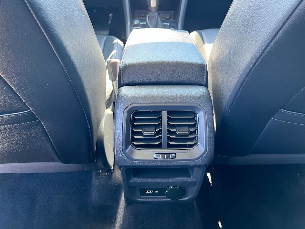 Thumbnail: 2020 Volkswagen Tiguan - 26