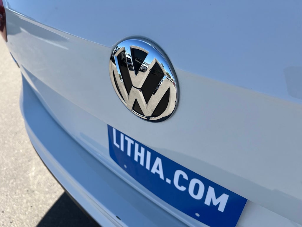 Thumbnail: 2020 Volkswagen Tiguan - 20