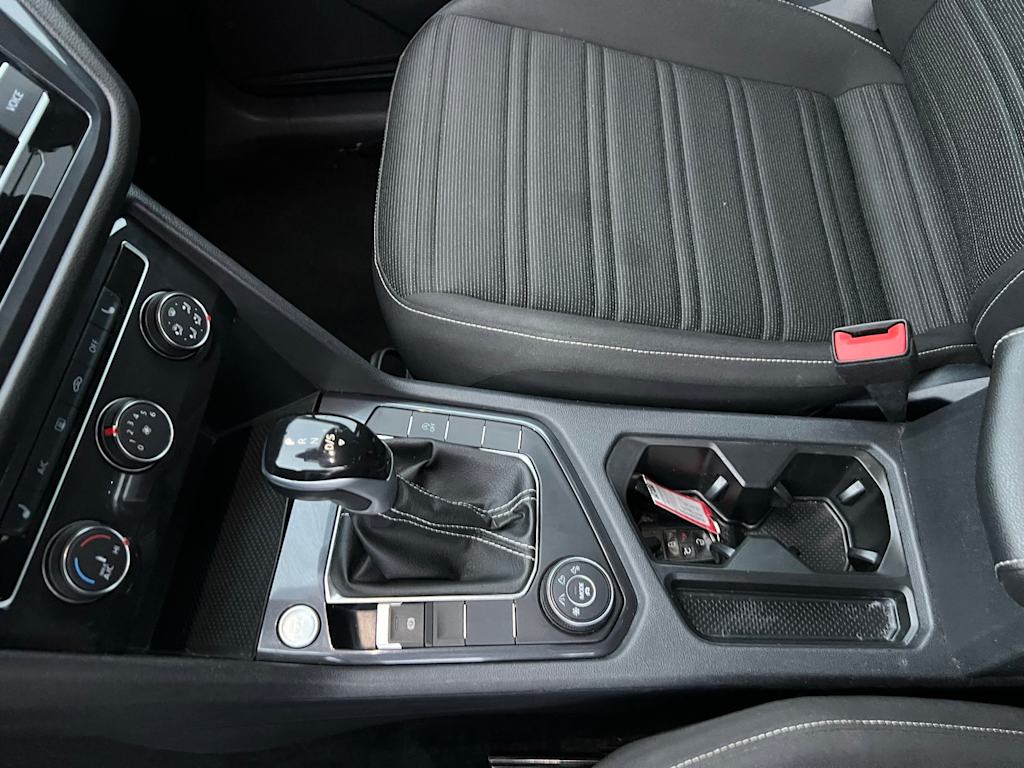 Thumbnail: 2024 Volkswagen Tiguan - 41