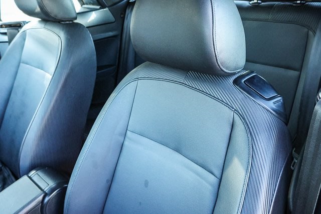 2018 Volkswagen Beetle S 11