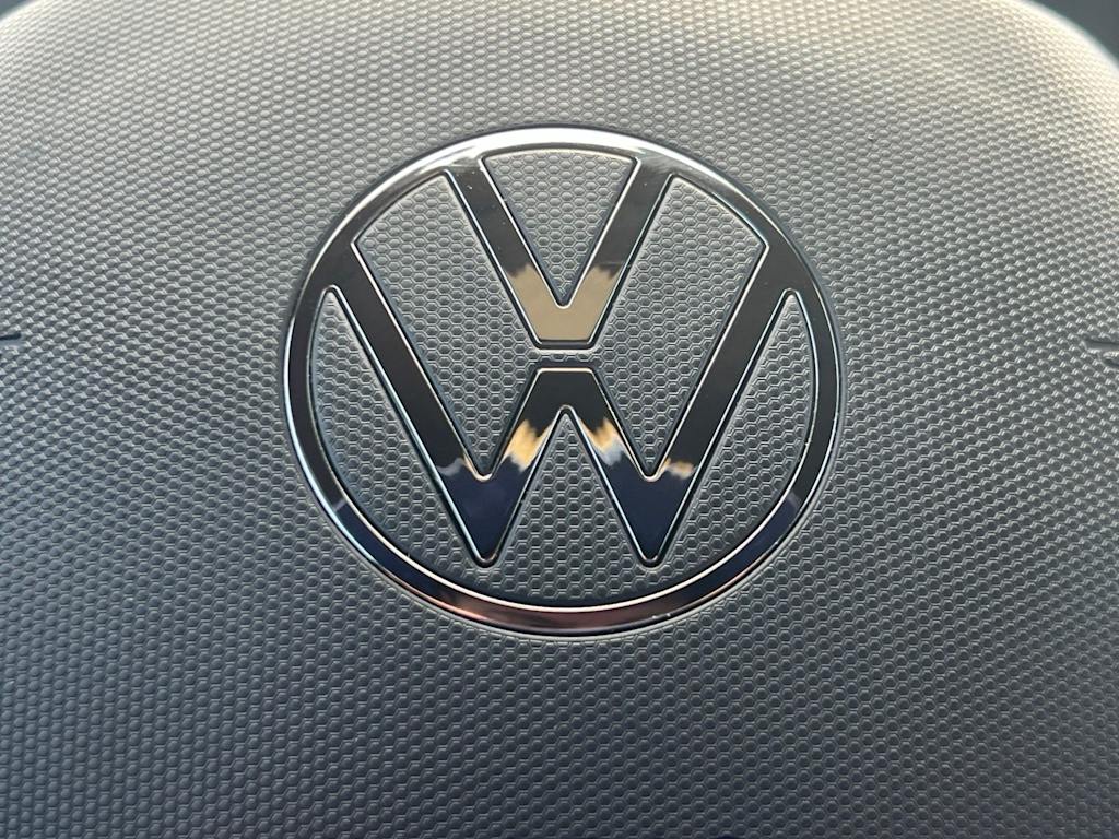 Thumbnail: 2025 Volkswagen Jetta - 39