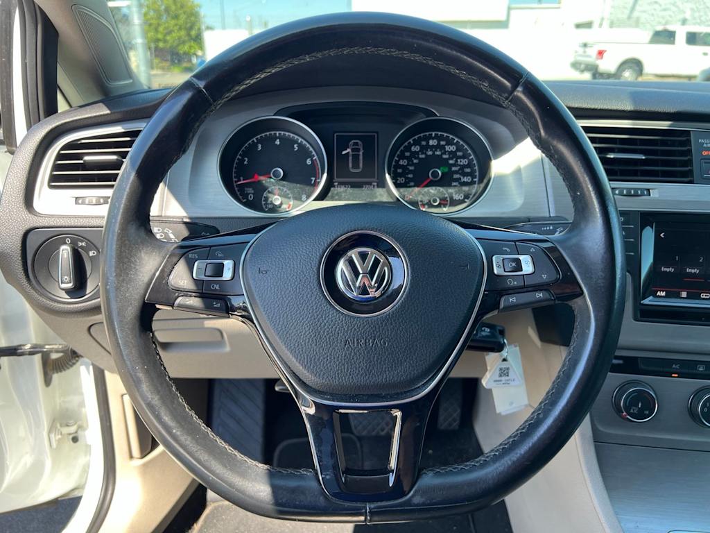 Thumbnail: 2015 Volkswagen Golf - 13