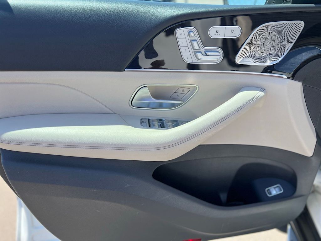 Thumbnail: 2020 Mercedes-Benz GLE - 36