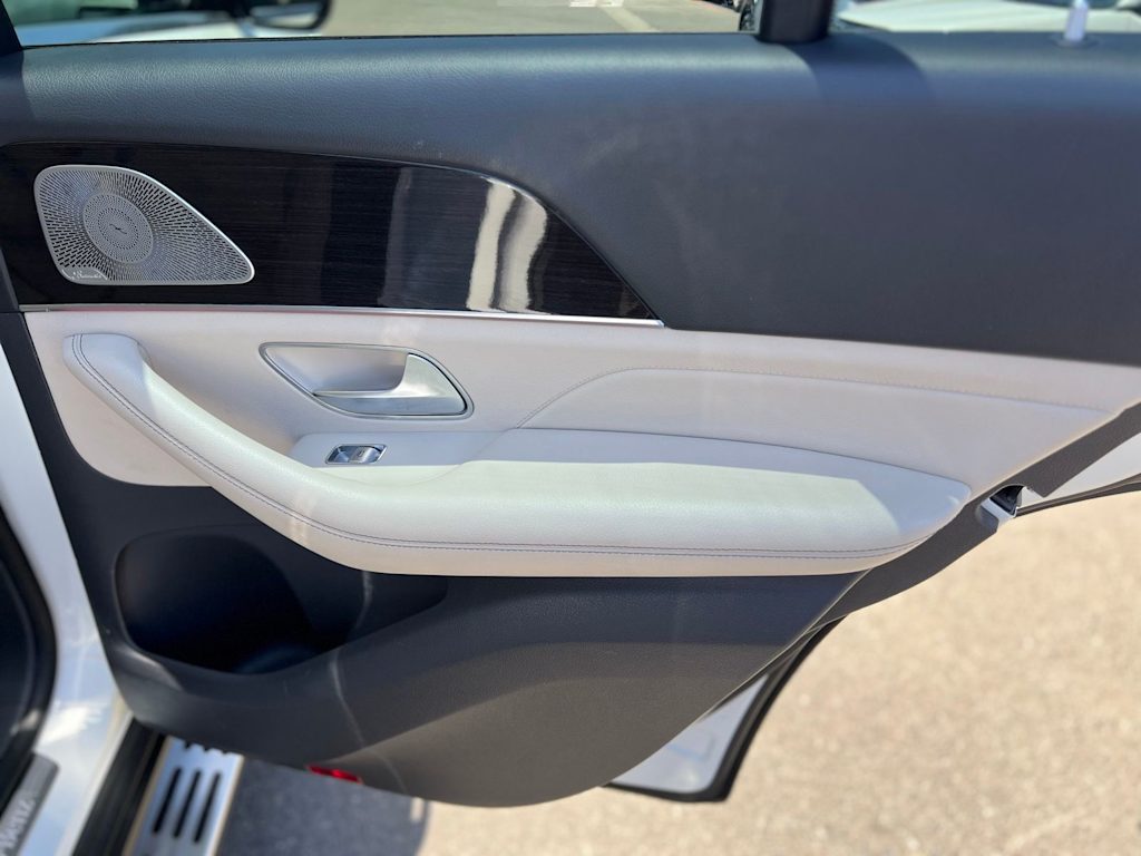 Thumbnail: 2020 Mercedes-Benz GLE - 22