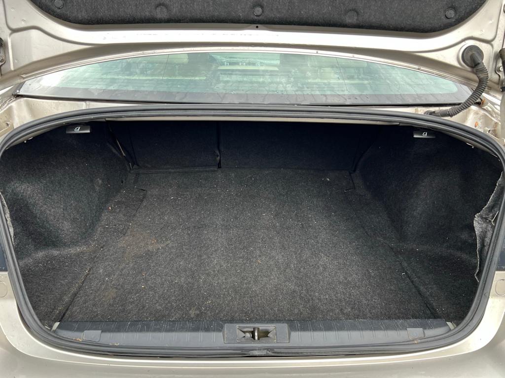 Thumbnail: 2016 Subaru Legacy - 17