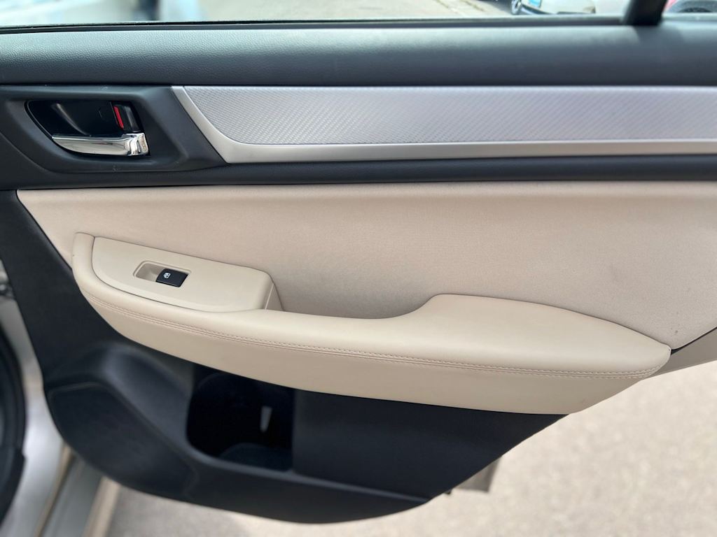 Thumbnail: 2016 Subaru Legacy - 21