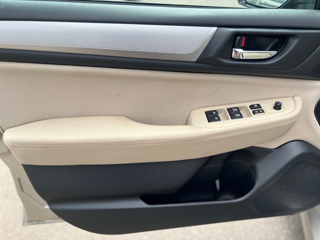 Thumbnail: 2016 Subaru Legacy - 36