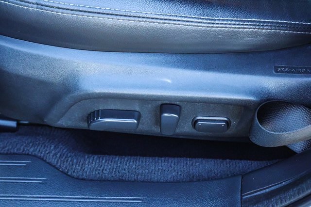 2016 Subaru Legacy Limited 23
