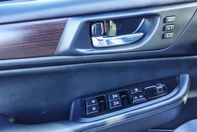 2016 Subaru Legacy Limited 24