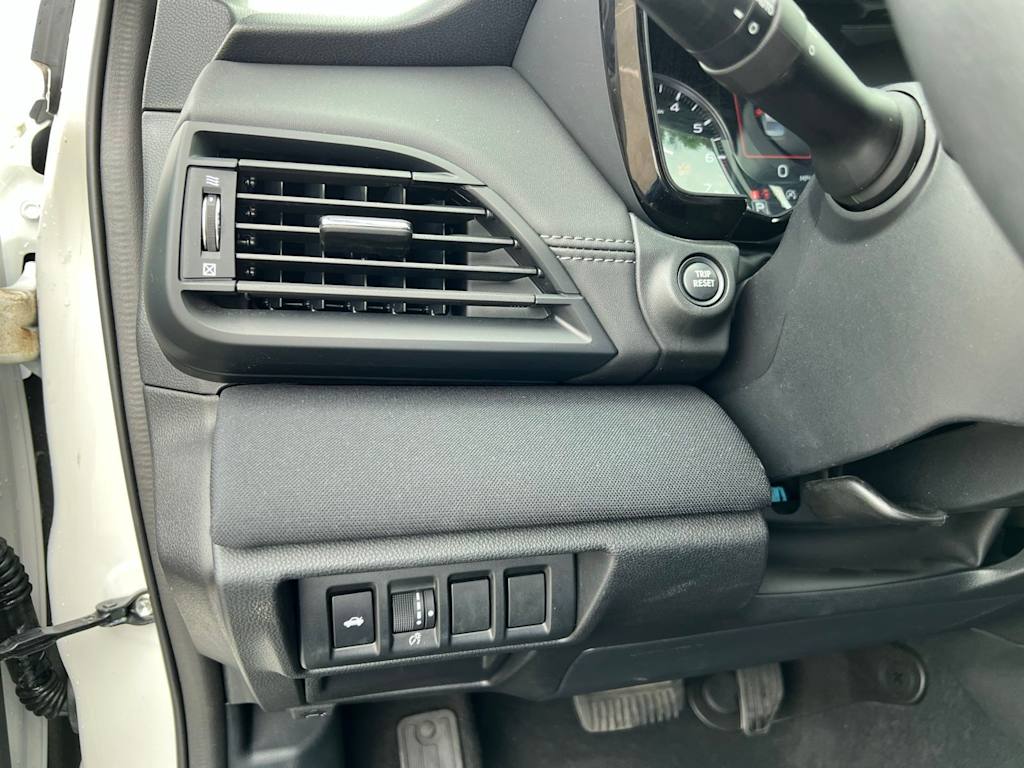 Thumbnail: 2025 Subaru Legacy - 35