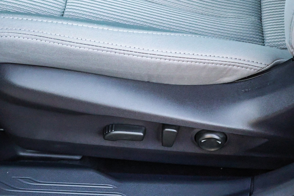 Thumbnail: 2025 Subaru Legacy - 22