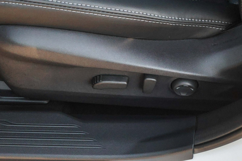 Thumbnail: 2025 Subaru Legacy - 23