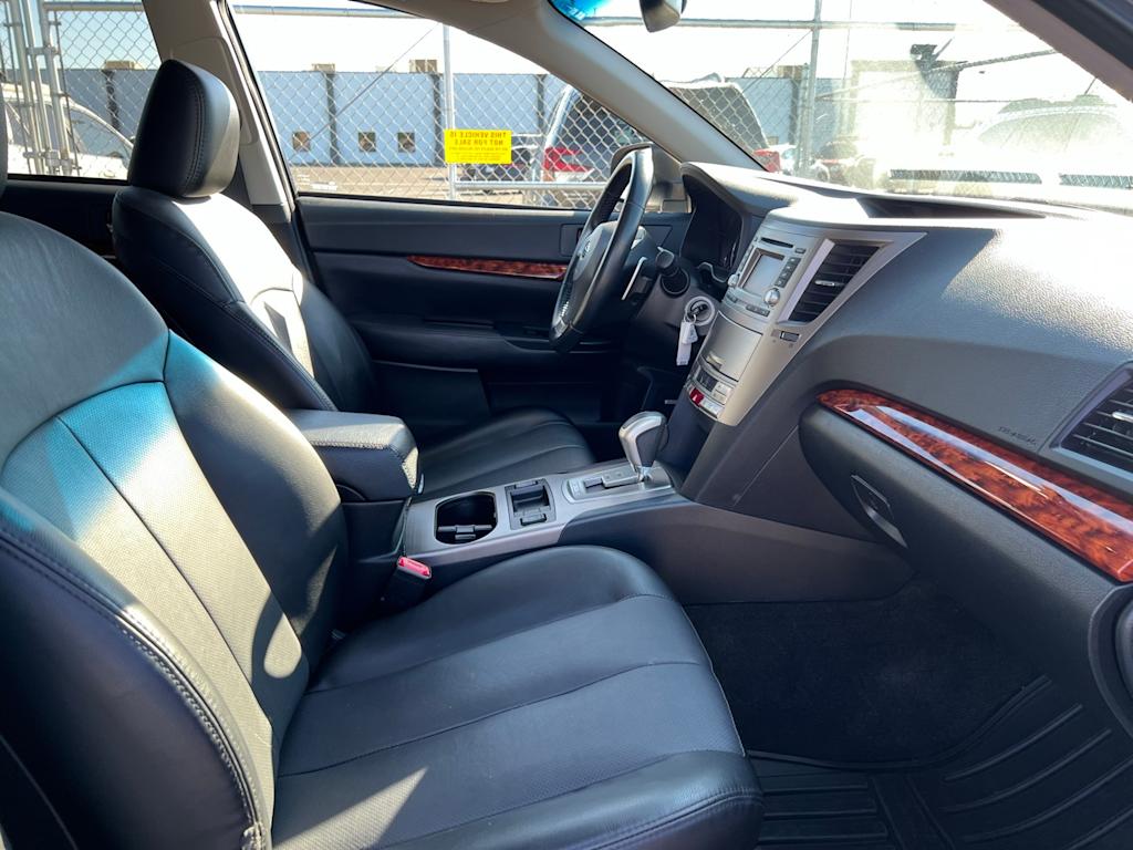 Thumbnail: 2012 Subaru Outback - 11