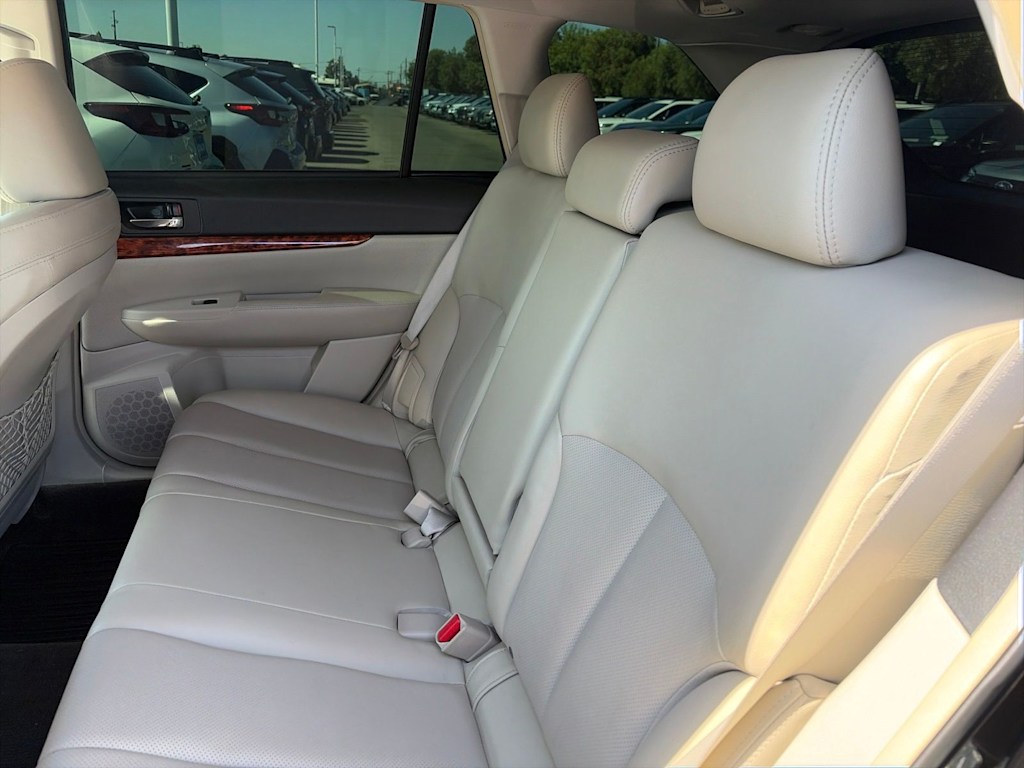 Thumbnail: 2012 Subaru Outback - 31