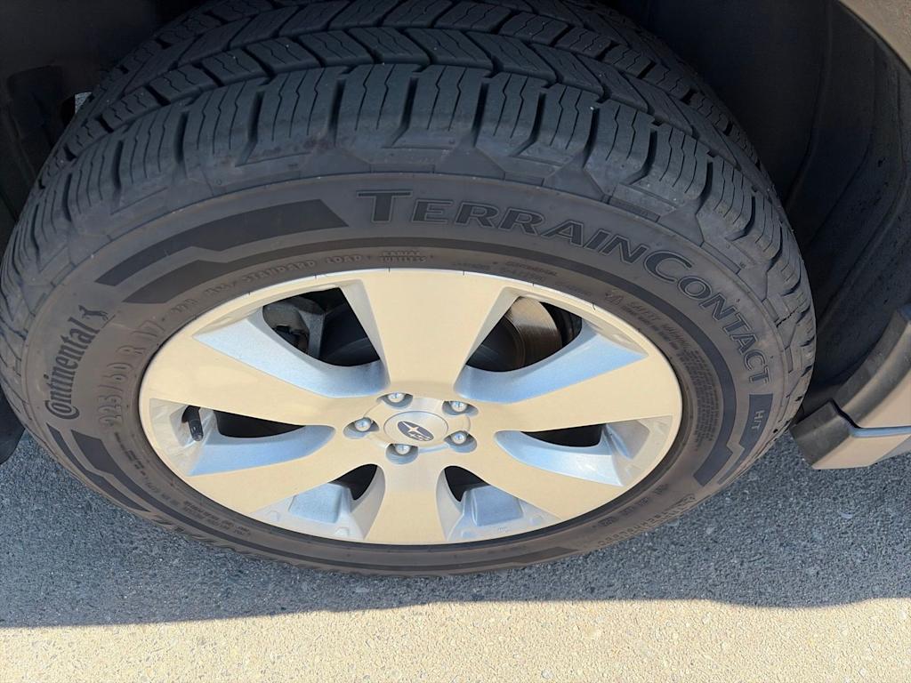 Thumbnail: 2012 Subaru Outback - 18