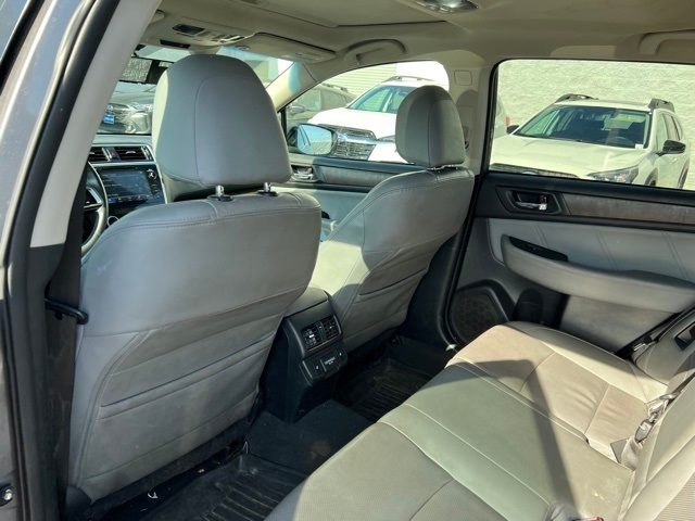 2018 Subaru Outback Limited 12