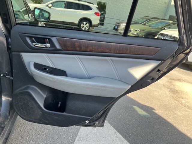 2018 Subaru Outback Limited 31