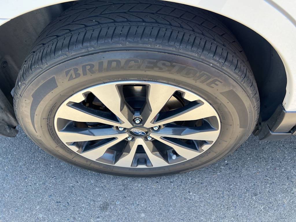 Thumbnail: 2017 Subaru Outback - 18